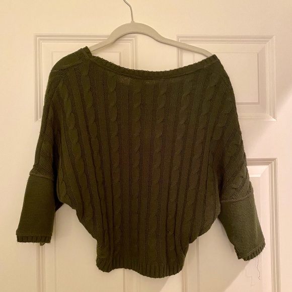 Zara Trafaluc Hunter Green Cable Knit Cropped Sweater | S - Picture 3 of 4